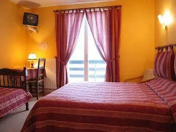 Logis Le Griou 2* Сен-Жак-де-Бла