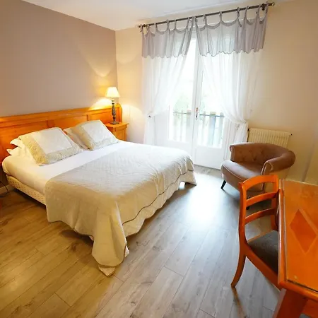 Logis Le Griou Hotel