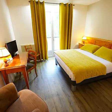 Logis Le Griou Hotel 2*