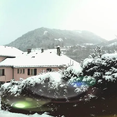 Logis Le Griou Hotel